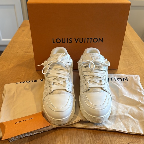 Louis Vuitton LV Trainer - LV Size 8.5 (Great Condition - Barely Used) - Picture 7 of 15